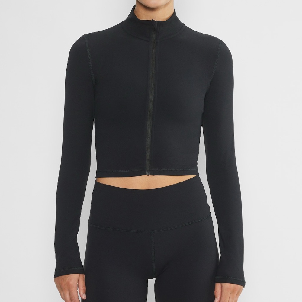Aritzia Ribbed Zip Up Long Sleeve